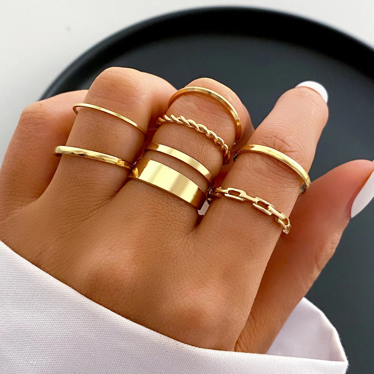 Fashion ring