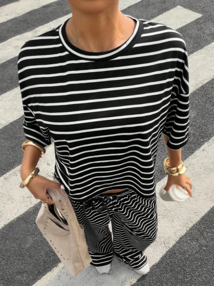 Women's Striped 2-Piece Set: Half Sleeve Crop Top and Wide Leg Pants